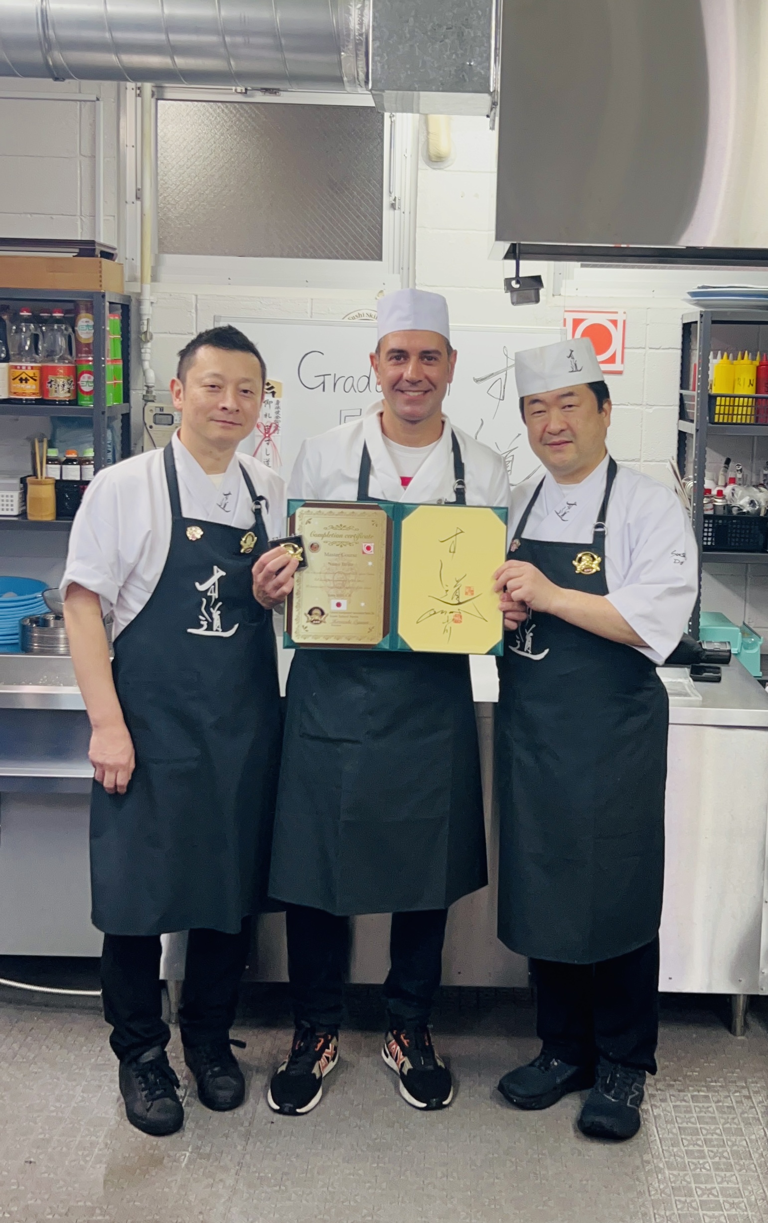 Chef Nuno Brito com a certificação Master Sushi